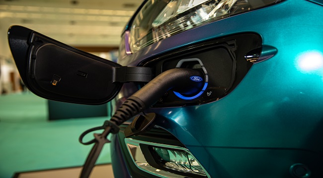 İlk yerli elektrikli ticari araç Ankara'da yola çıkıyor...