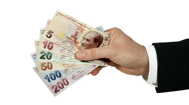 Elektrik Tüketicileri Fiyatların Yükselmesinden Şikayetçi