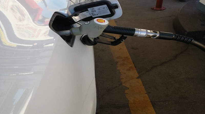 Petroldeki çöküş devam ediyor: Büyük indirimler gelecek