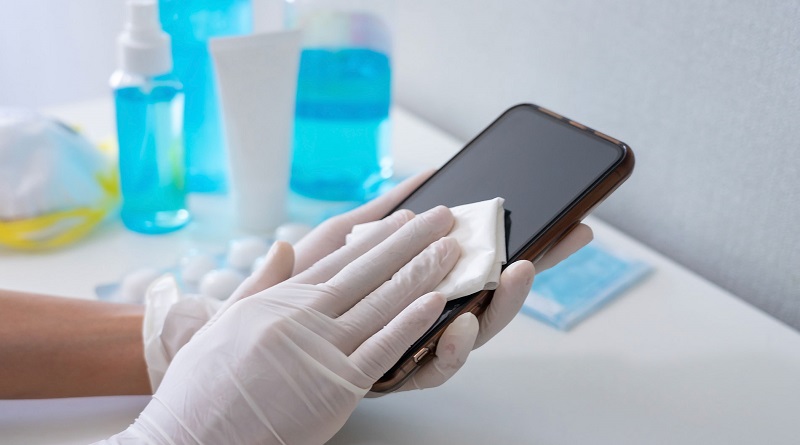 Akıllı telefon koronavirüsten nasıl korunur?