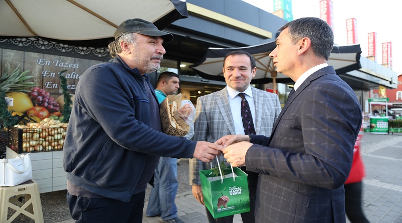 Gölbaşı Belediyesi 80 Bin Organik Fidenin Dağıtımına Başladı