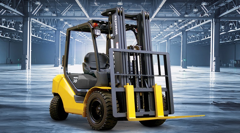 Komatsu dizel forklift kısa bir süre için avantajlı fiyat ve koşullarla satışta