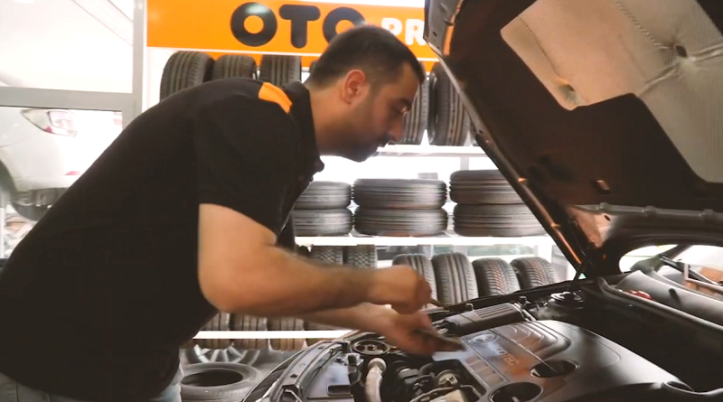Otopratik, Yolculukların Güvenle Başlayabilmesi için Ücretsiz Akü ve Lastik Bakımı Hizmeti Sunuyor