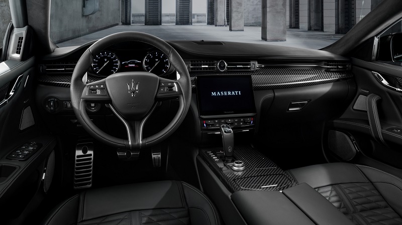 Maserati’nin En Hızlı Sedanları... 326 km/s hız yapıyor!