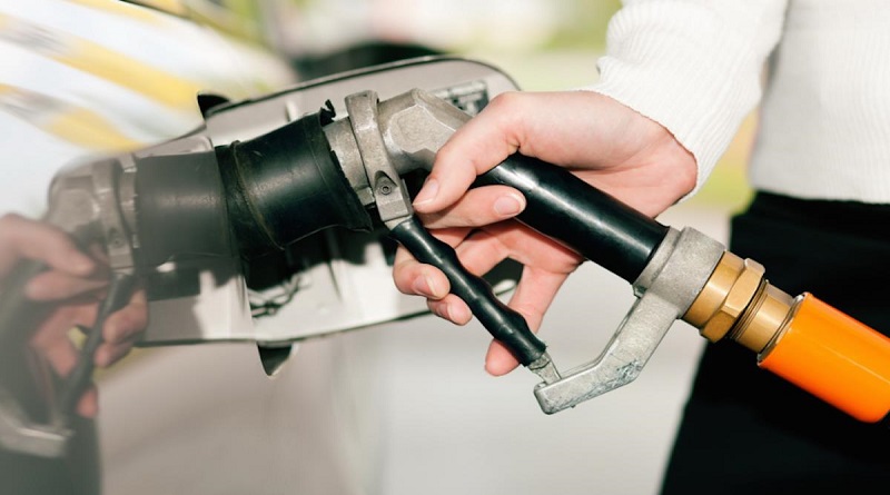 Petrol sakin: Benzin ve motorin indirimi...