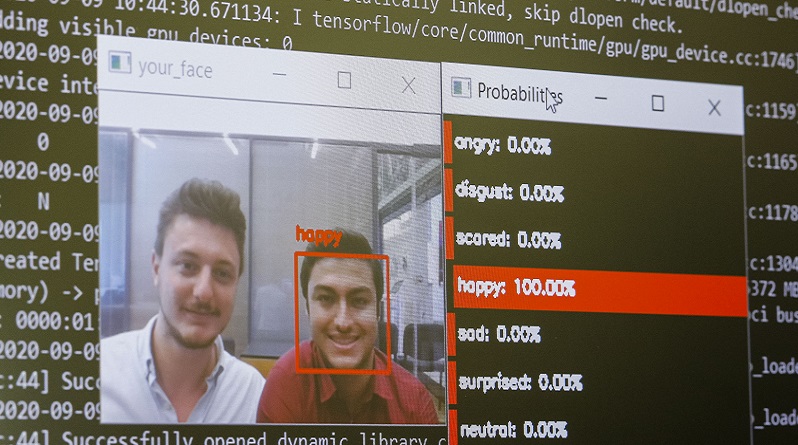 Evet Tüketiciler: Bu da ilginç - Bu robot 'Kişinin mutlu - üzgün ya da şaşkın' olduğunu söylüyor