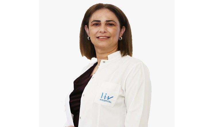 Meme Kanseri'ne etkili gıdalar!Meme Cerrahisi Uzmanı Doç. Dr. Beyza Özçınar anlattı...