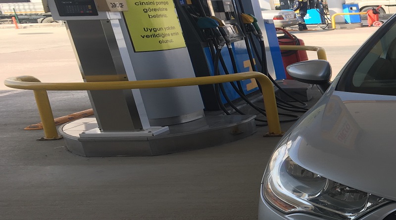 TÜKETİCİLER: Günlük elektrik tüketimi de benzin tüketimi de arttı