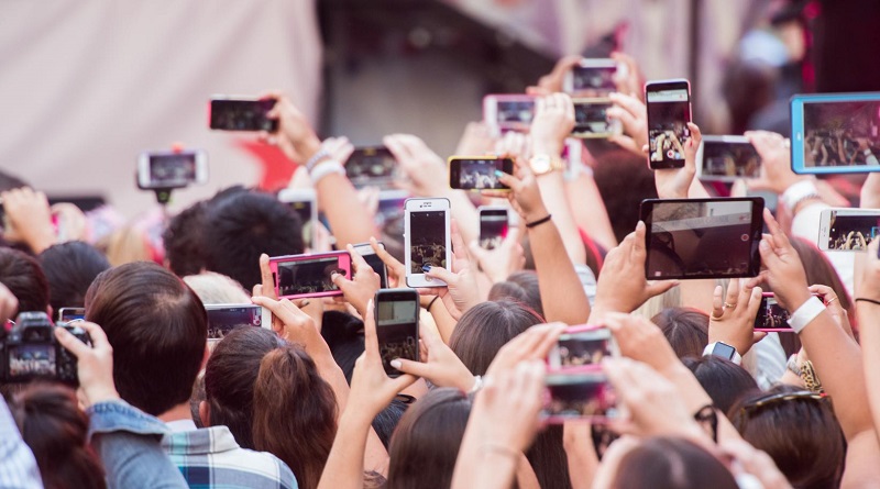 Geleceğe damgası vurması beklenen cep telefonu teknolojileri