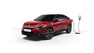 Tamamen elektrikli Citroen e-C4 sonbaharda Türkiye'de