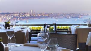 Şehrin kalbinde bir mekan: Izaka Terrace