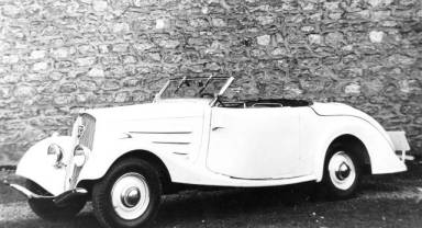 PEUGEOT, Retromobile 2023'de,