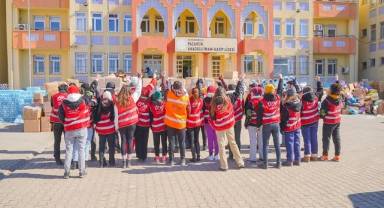 TOG afet bölgesindeki gençlerin eğitimini destekliyor!