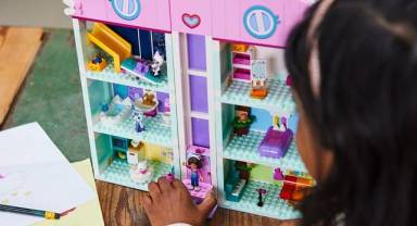 Çocuklara müjde: LEGO(R) Gabby’nin Hayal Evi setleri geldi!