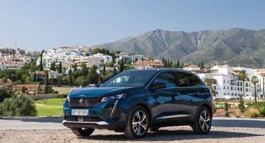 Segmentinin standartlarını belirleyen PEUGEOT modellerinde sıfır faizli kredi ayrıcalıkları!