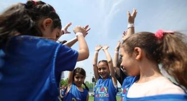 Disney Kız Çocuklarına UEFA Playmakers ile Futbol Heyecanı Yaşatıyor