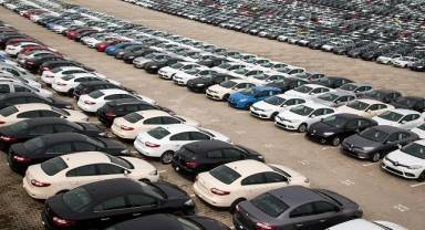 İkinci el oto pazarının fotoğrafını çekti - İŞTE en çok tercih edilen markalar!