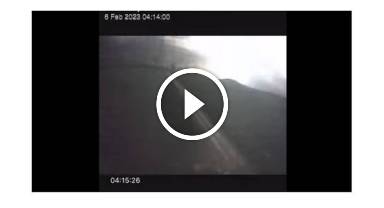 Deprem anı - Koca DAĞ yerinden oynuyor!